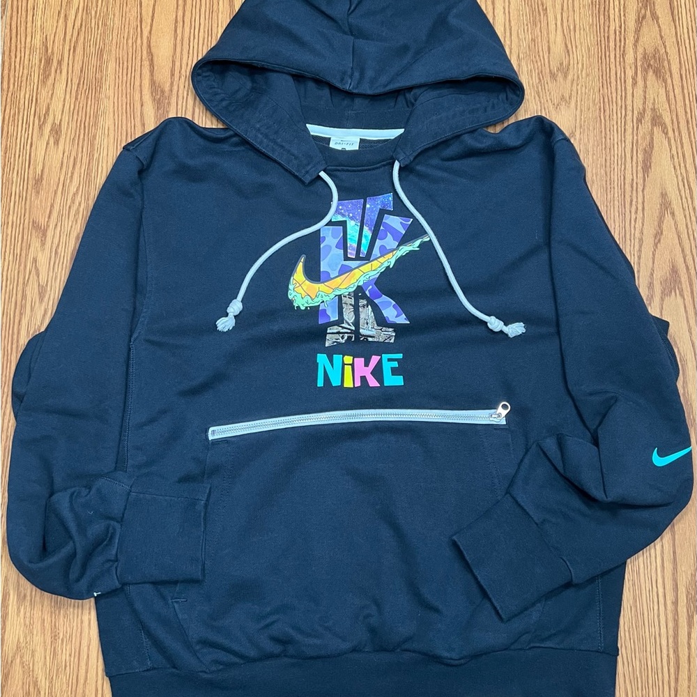 Used Nike Kyrie hoodie